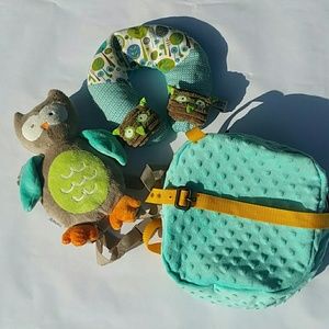 A baby traveling set